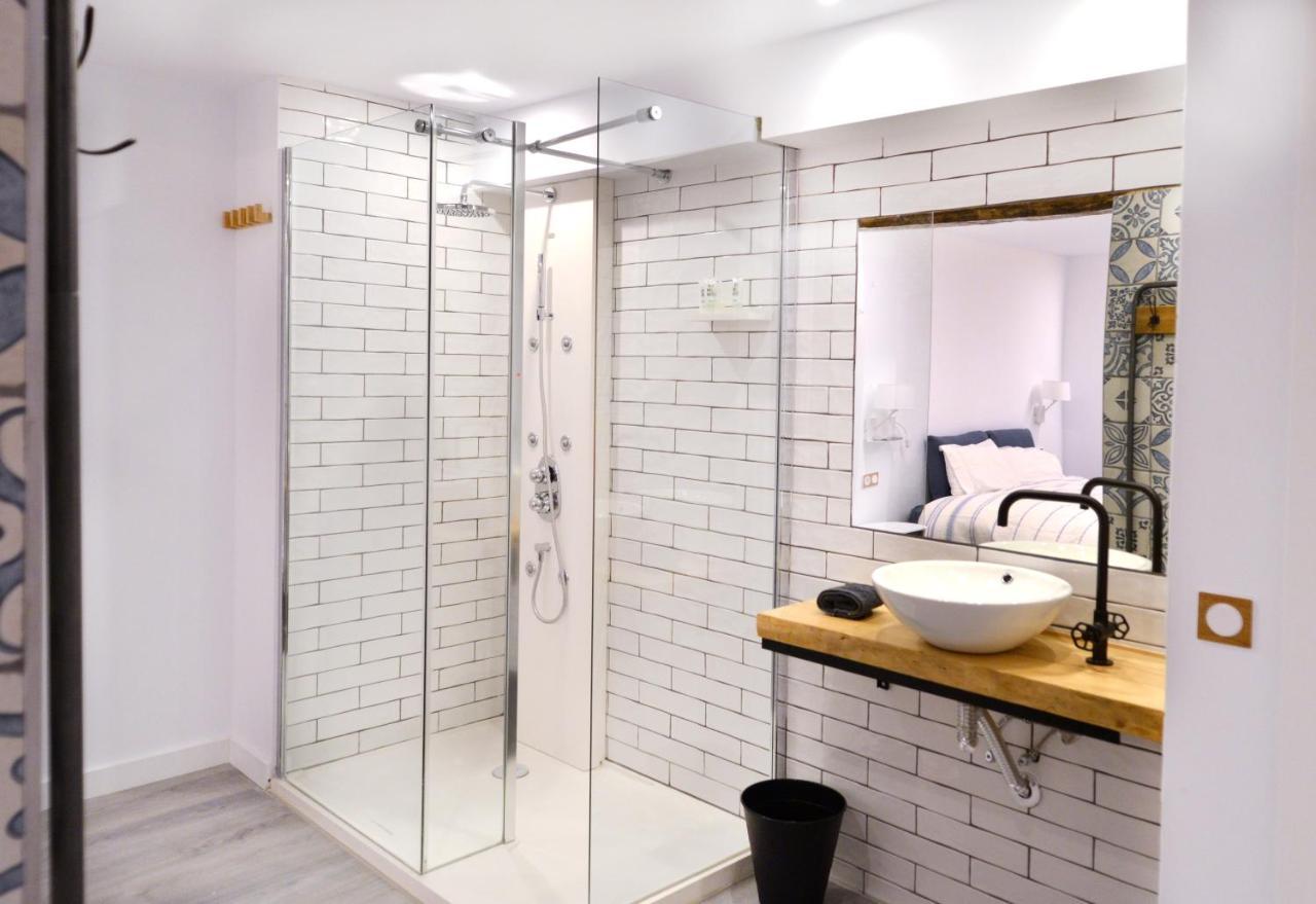 Luxury Pintoreria Vitoria Bagian luar foto