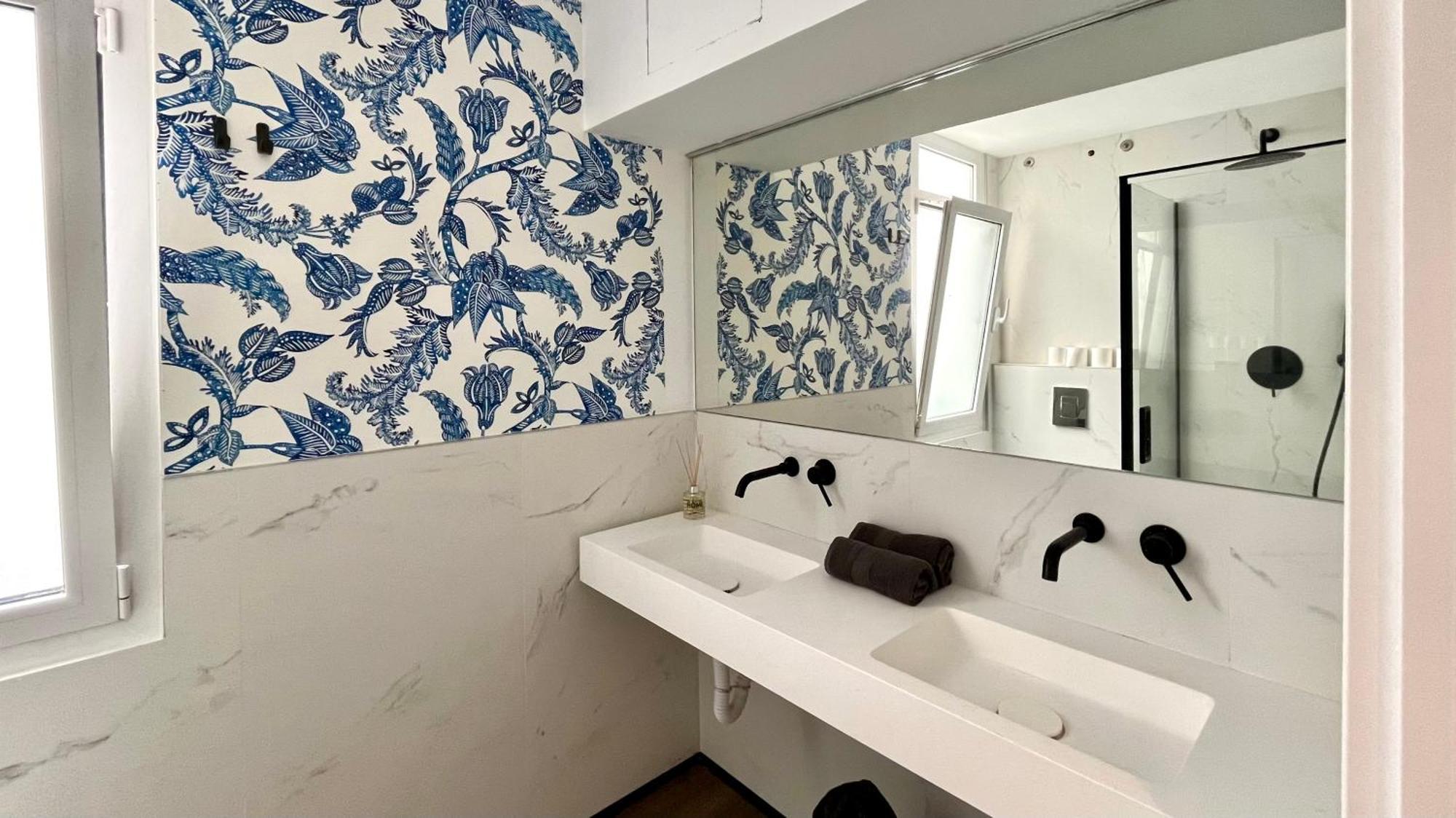 Luxury Pintoreria Vitoria Bagian luar foto